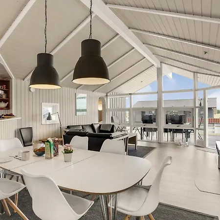 別荘 Awesome Home In Nordborg With Sauna