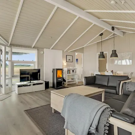 Awesome Home In Nordborg With Sauna 別荘