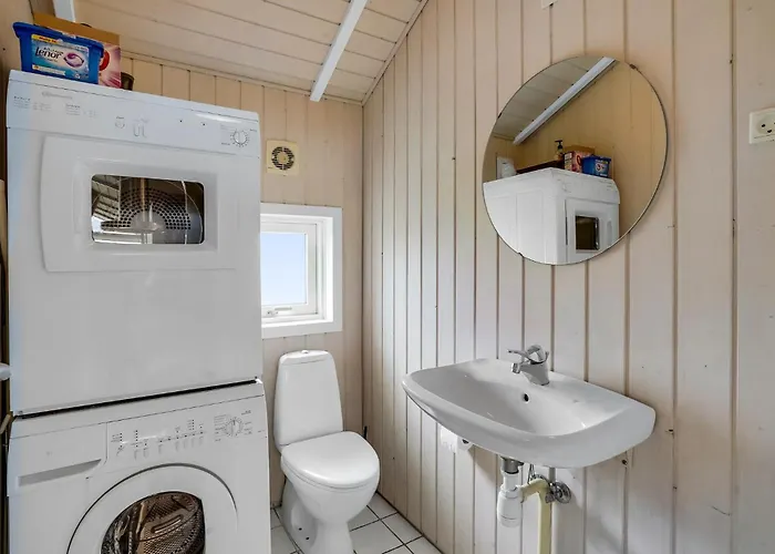 بيت للعطل Vinkelbaek *