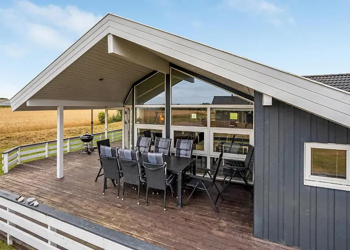 Vinkelbaek * نُوابورغ