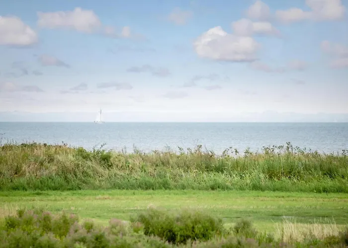 Vinkelbaek بيت للعطل